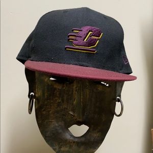 CMU flat-billed fitted cap